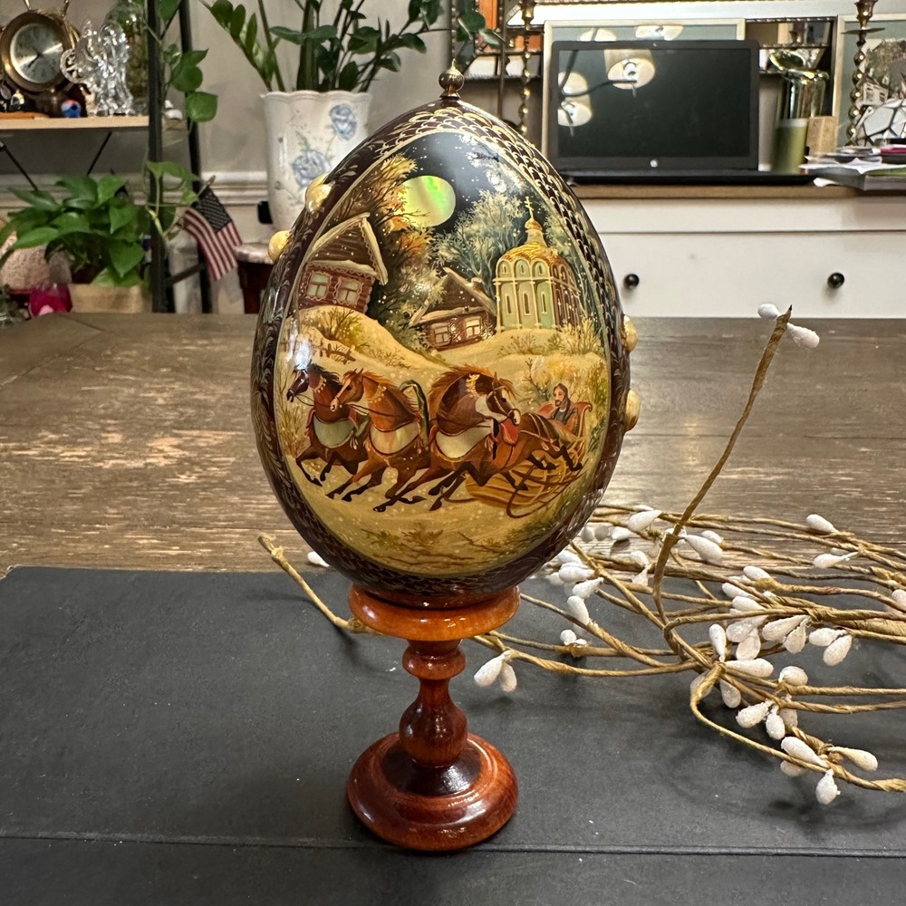 1996 Signed USSR Russian Hand Painted Lacquer Egg Collectible w/ Pedestal Vntage